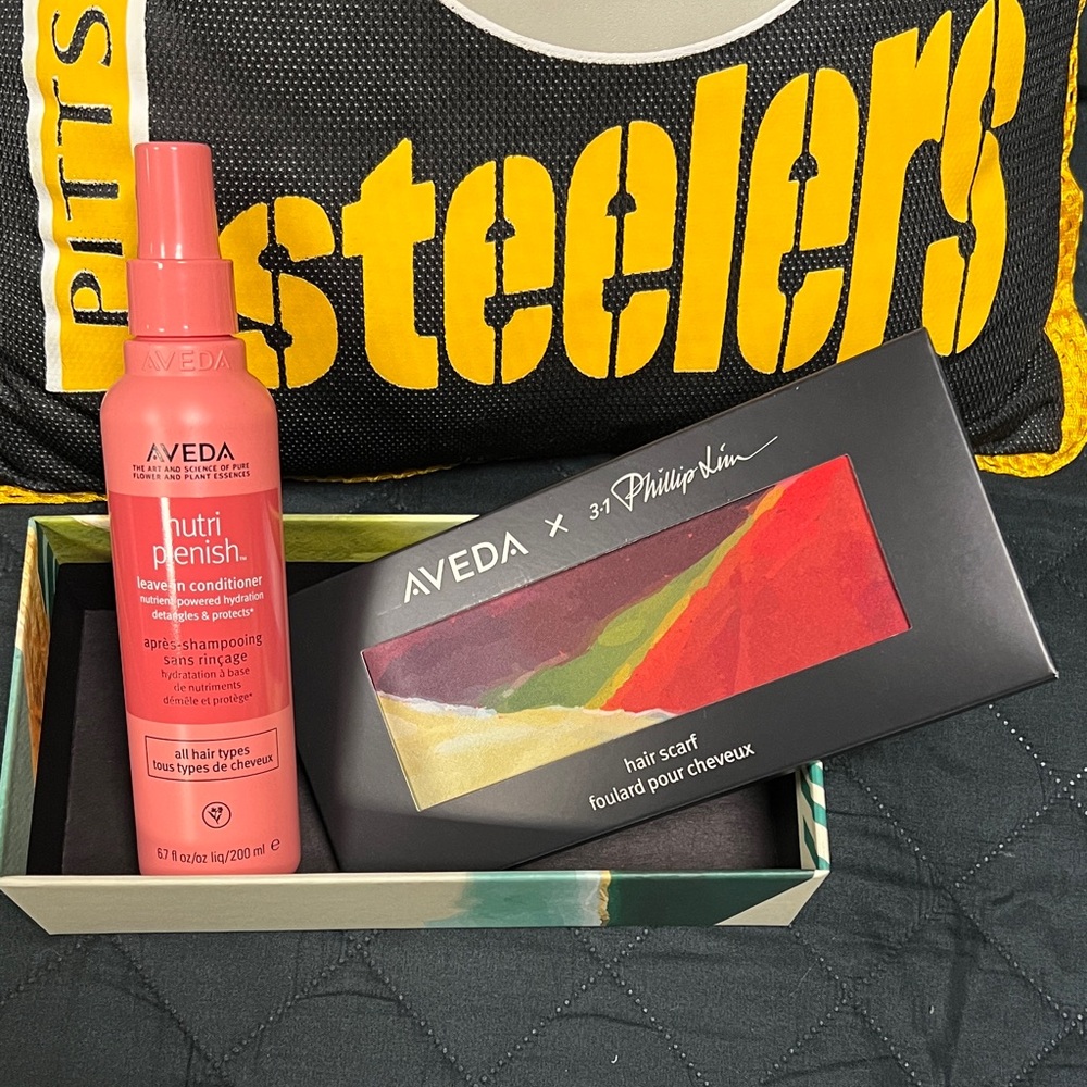 AVEDA x Philip Lim Nutriplenish Set with Colorful Design - Picture 2 of 5